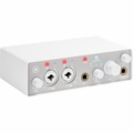 Yamaha 2-in/2-out USB-C Audio Interface with 24-bit/192kHz support, 2 Combo Inputs, Direct Monitoring, Loopback Function, and Steinberg software suite, white - UR22MK3 W