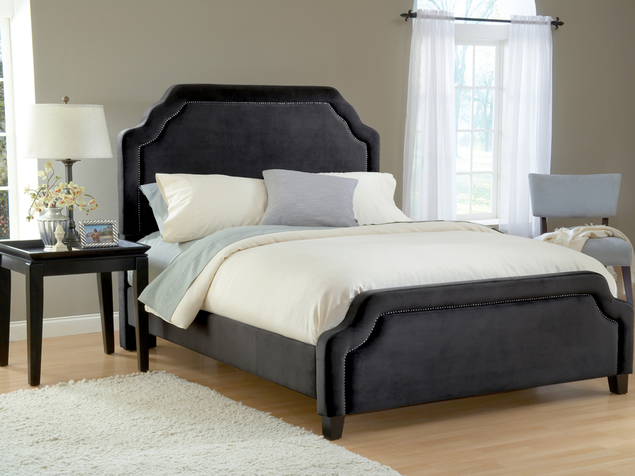 Carlyle California King Bed Set with Rails