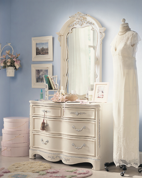 Lea Jessica McClintock 4 Drawer Dresser - 203-231 - Lea Furniture