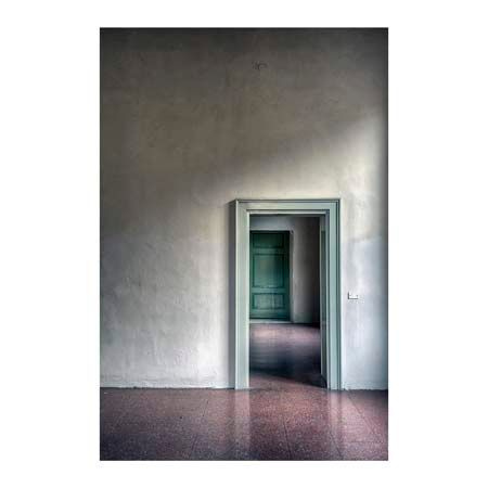 1x Collection Open Edition Canvas Giclee :"The Beauty of Emptiness"