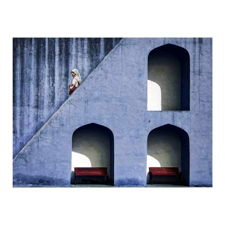 1x Collection Open Edition Canvas Giclee :"The Emptiness of Waiting"