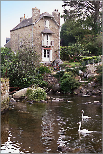 Alan Brown Hand Signed and Numbered Limited Edition Canvas Giclee: "Pont-Aven - France"