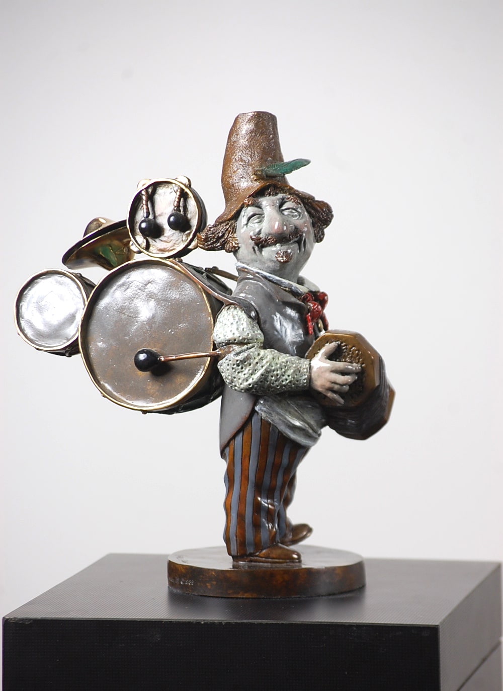CHARLES BRAGG 12.75  Secondary Market Art: "GUTHRIE DYLAN BZ"