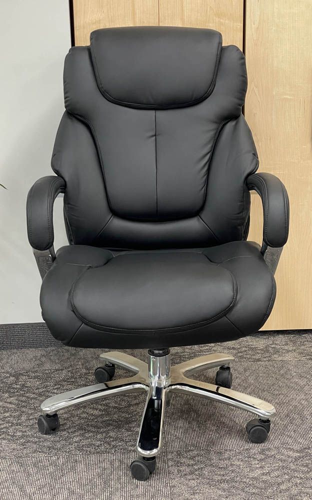 500 lbs. Capacity Black Leather Heavy Duty Office Chair