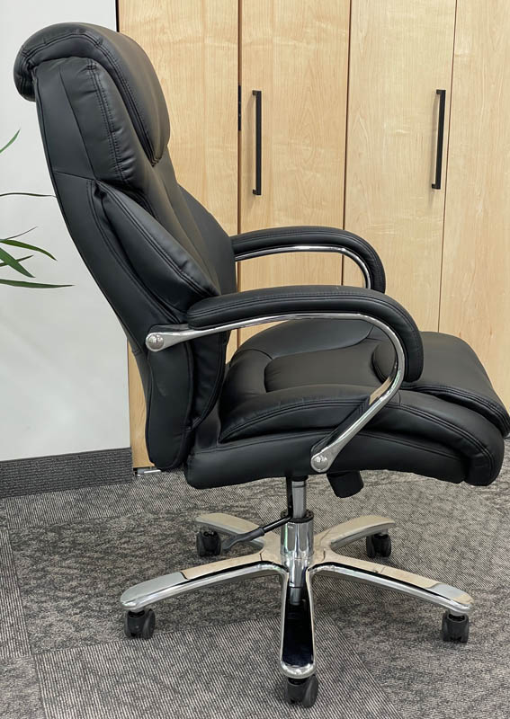 500 lbs. Capacity Black Leather Heavy Duty Office Chair