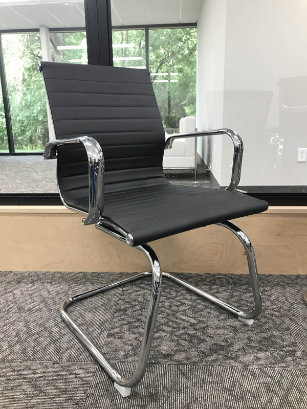 Modern Leather Guest Office Chairs 250Pound Capacity
