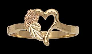 Black Hills Gold Heart Ring 3 | Landstrom's 02262