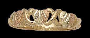 Black Hills Gold Heart Ring 3 | Landstrom's 02671