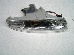 <FONT COLOR=" FF0000">*CLEARANCE ITEM*</FONT> Genuine Mazda Miata Driver's Side Turn and Parking Lamp