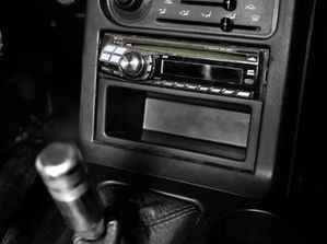 <FONT COLOR=" FF0000">*CLEARANCE ITEM*</FONT> Mazda Miata Dash Panel Cubby 1990-1997
