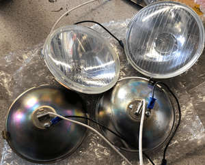 <FONT COLOR=" FF0000">*CLEARANCE ITEM*</FONT> Low Profile Replacement Lens and Bulbs