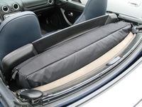 <FONT COLOR=" FF0000">*CLEARANCE ITEM*</FONT> Mazda MX-5 Miata Deck Bag with "Roadster" Logo (1990-2005)
