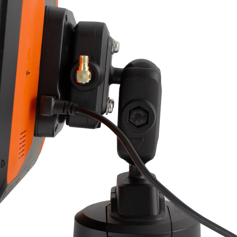 Alpha XL on Charger Detail