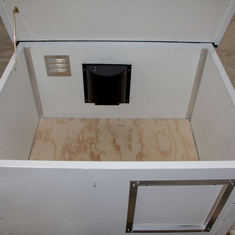 MOPIX Hound Heater Bluetooth Installed in Dog House.