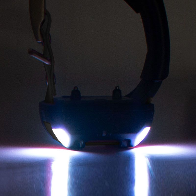PRO 550 Plus TT25 Collar Tracking Lights On