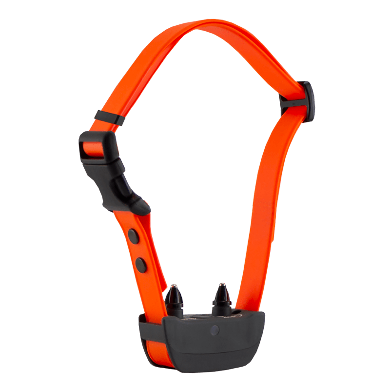 MOPIX Quick Release ECollar Strap with SportDog 825X (not included).
