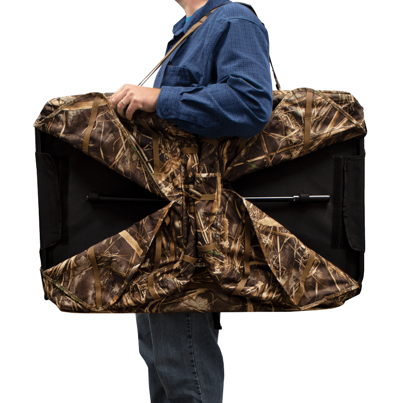 Avery Ground Force Dog Blind on Shoulder