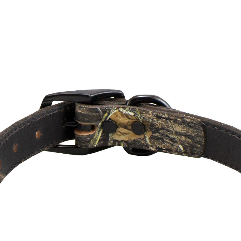 1 in. Camo Leather Center-Ring Safety Dog Collar Back of Buckle Detail