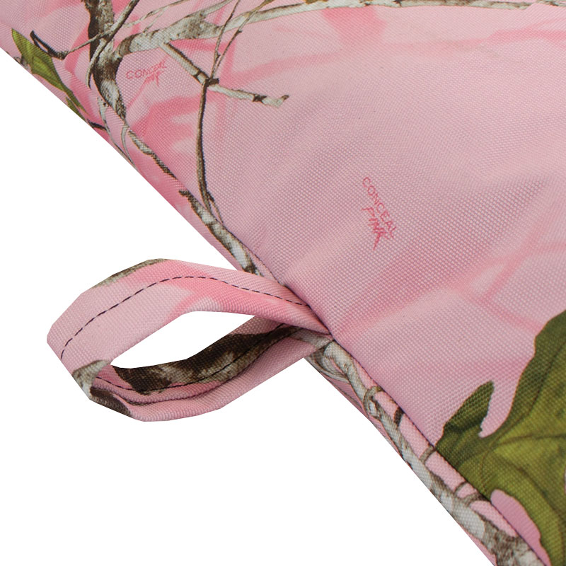 Pink Camo Bizzy Bed Loop Detail