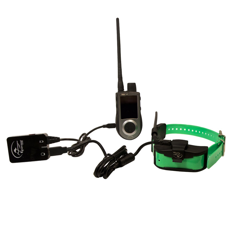 MOPIX TEK 1.5LT Transmitter and Collar on Charger.