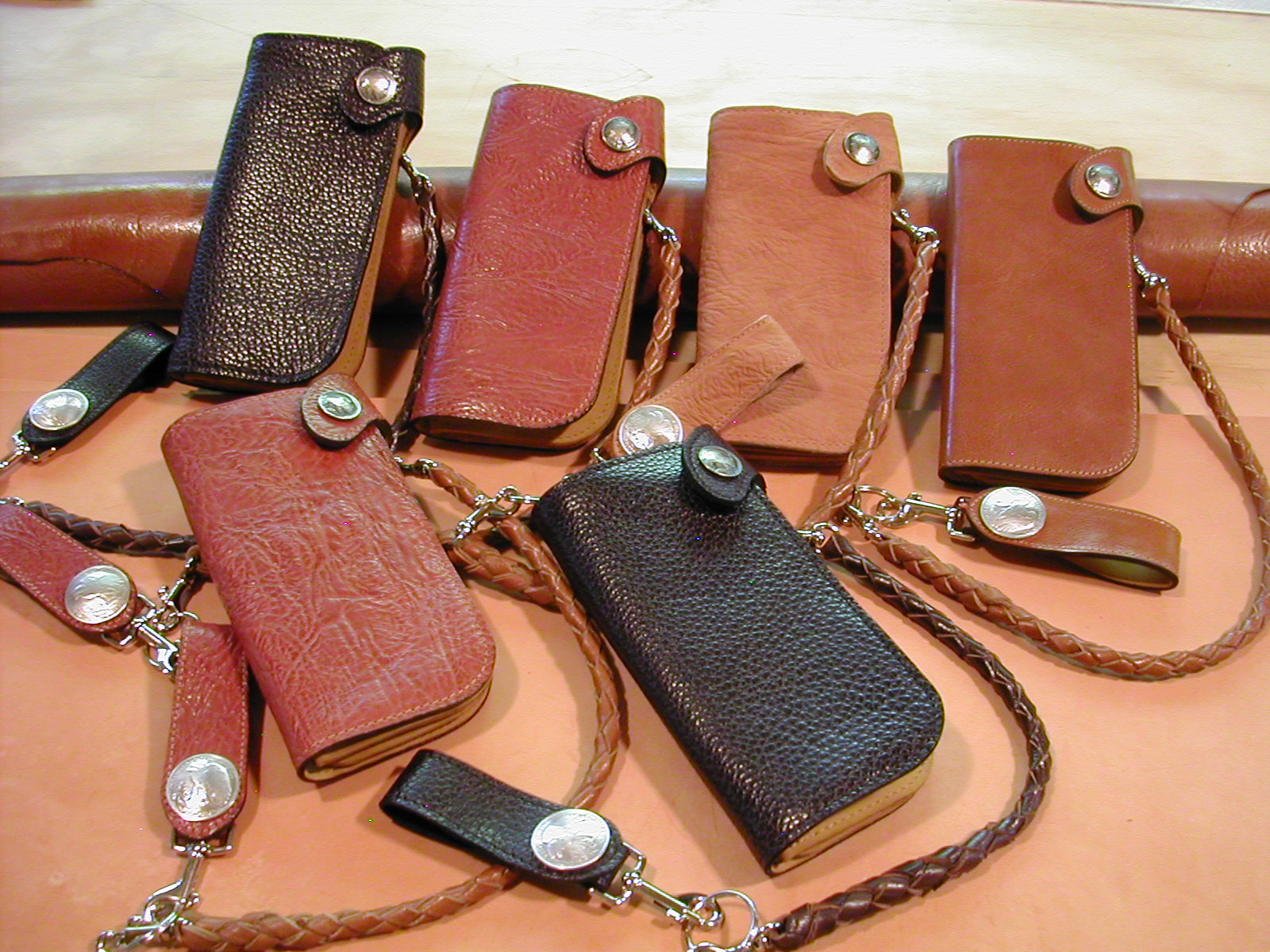 Llife LIDNM LEATHER CHAIN WALLET CODE Tooled Leather Wallet Chain