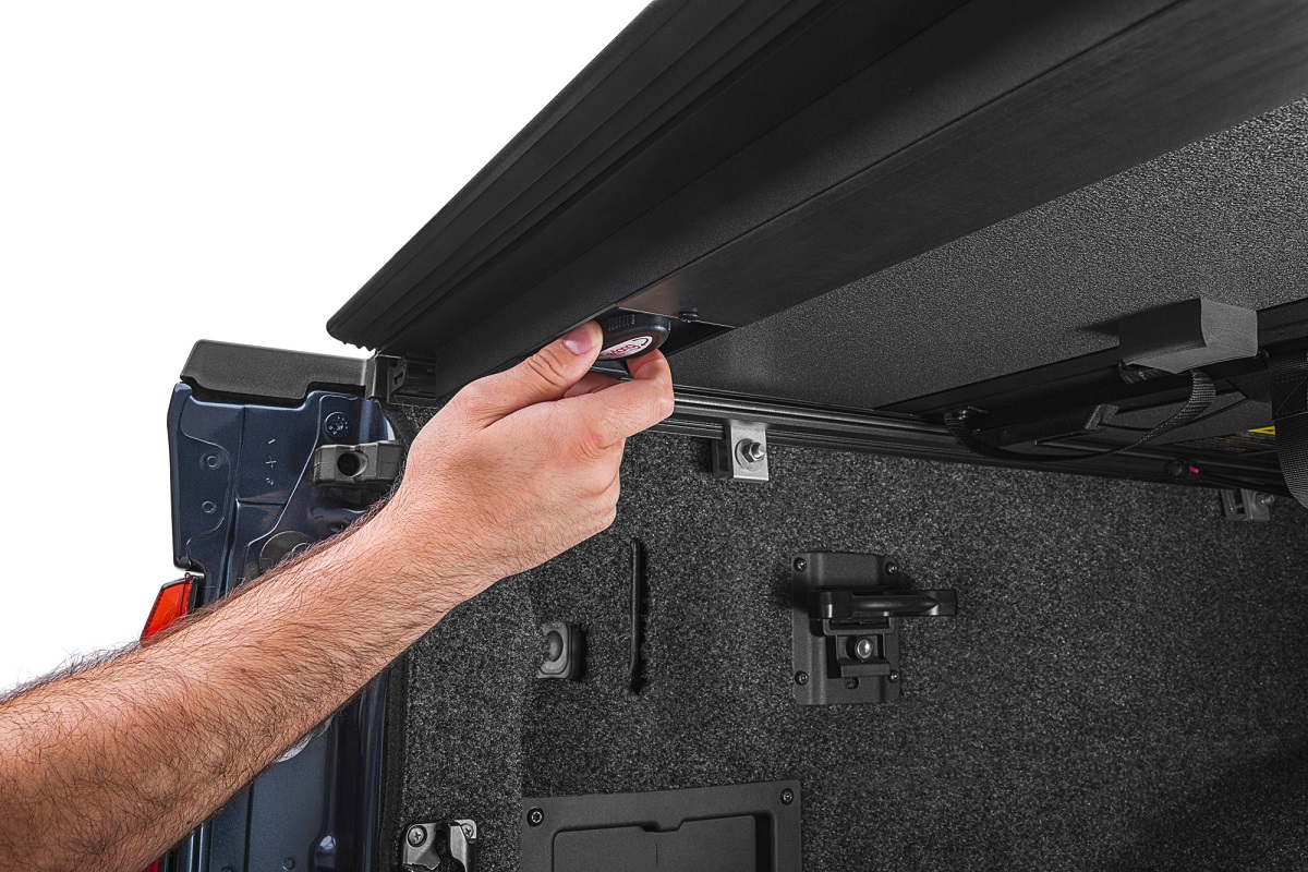 Extang Trifecta 2.0 Copertura Morbida Tri-fold Per Dodge Ram 2019 (Benzinaio 6ft 4) – Facile Da Installare, Leggera E Resistente - 5