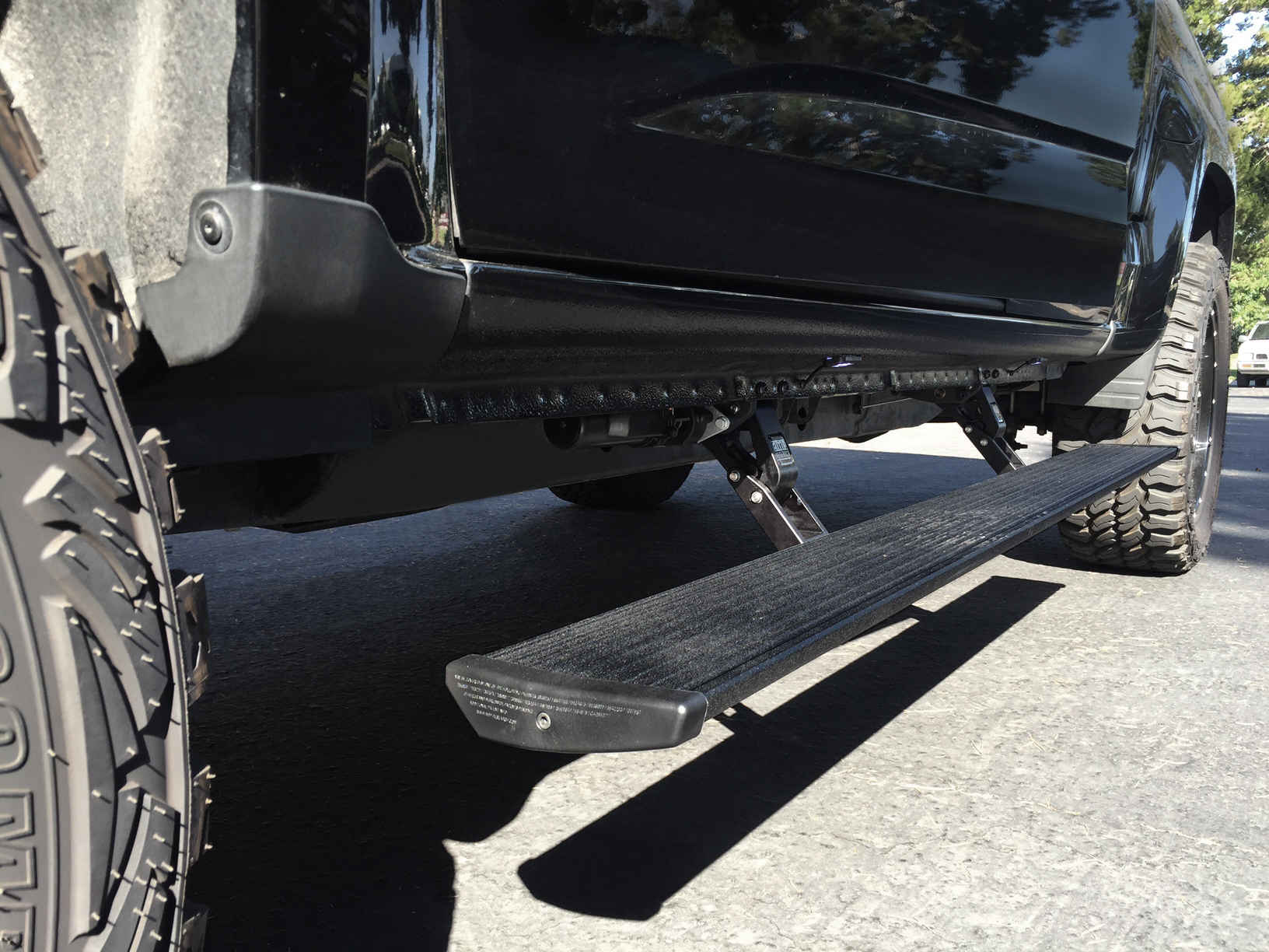 PowerStep Electric Running Boards by AMP Research for Chevy and GMC