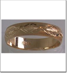 Gold Band-65 Ring Size 10 Gold Band-65 Ring Size 10
