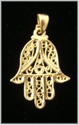 14K Gold Filligree Hamsa hand of God pendant made in Israel 7/8"