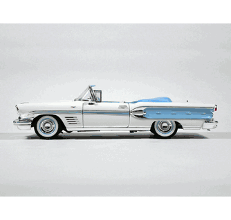 1958 Pontiac Bonneville diecast model car 1:18 scale die cast by