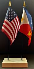 Acadiana and US Flag Desk Set