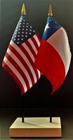 Chile and US Flag Desk Set
