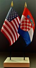 Croatia and US Flag Desk Set