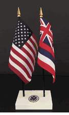 Hawaii and US Flag Executive Desk Set