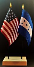 Honduras and US Flag Desk Set