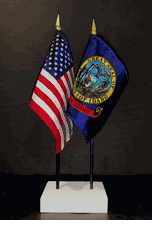 Idaho and US Flag Desk Set