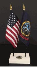 Idaho and US Flag Executive Desk Set