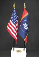 Mississippi and US Flag Executive Desk Set