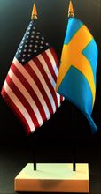Sweden and US Flag Desk Set