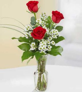 Classic Bud Vase Roses