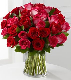 Color My Love Valentine Rose Bouquet 