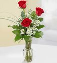 3 red roses