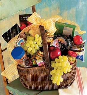 Gourmet Picnic Basket