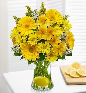 Make Lemonade in a Vase 