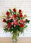 One Dozen Long Stem Roses with Stargazer Lilies Delivery In Irving One Dozen Long Stem Roses with Stargazer Lilies Delivery In Irving