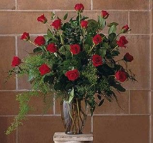 Red Rose Tribute Vase