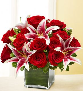 Rose and Lily Cube Bouquet 