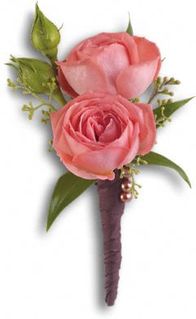 Rose Simplicity Boutonniere