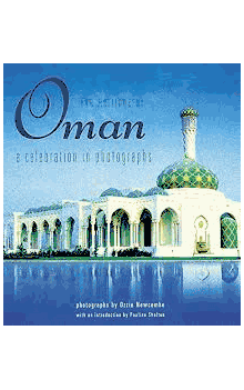 The Heritage of Oman a celebration in photographs (Ozzie Newcombe)