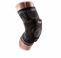McDavid 5147 ELITE Engineered Elastic Knee Support w/ Dual Wrap & Stays